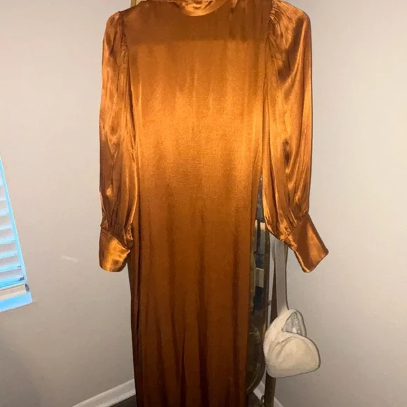 Elegant Women's Brown Dress - Picture 1 of 3